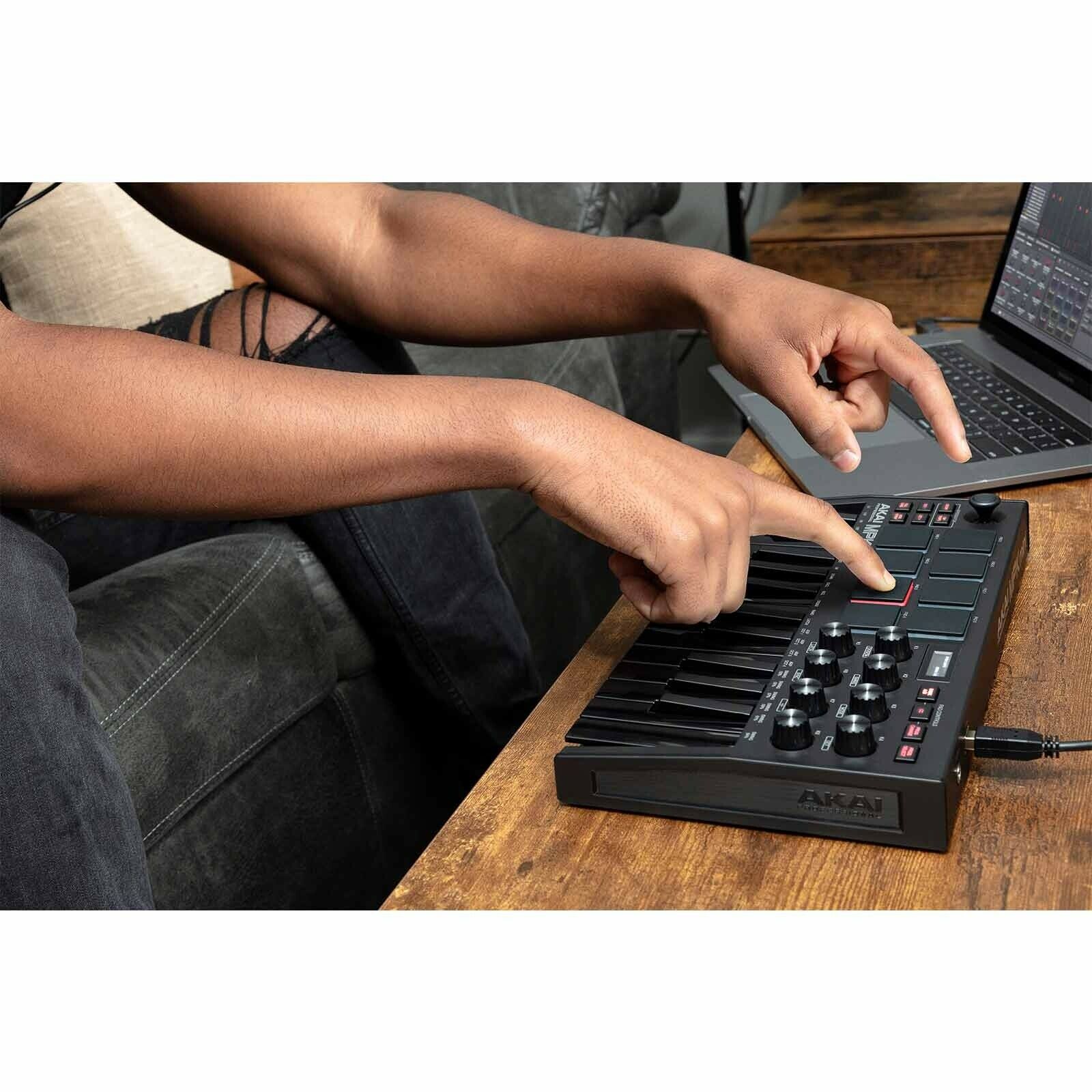 Akai MPK Mini MK3 25-Key USB Keyboard Pad Controller Black w Software & Case - Fresh Stock Dated February 2026