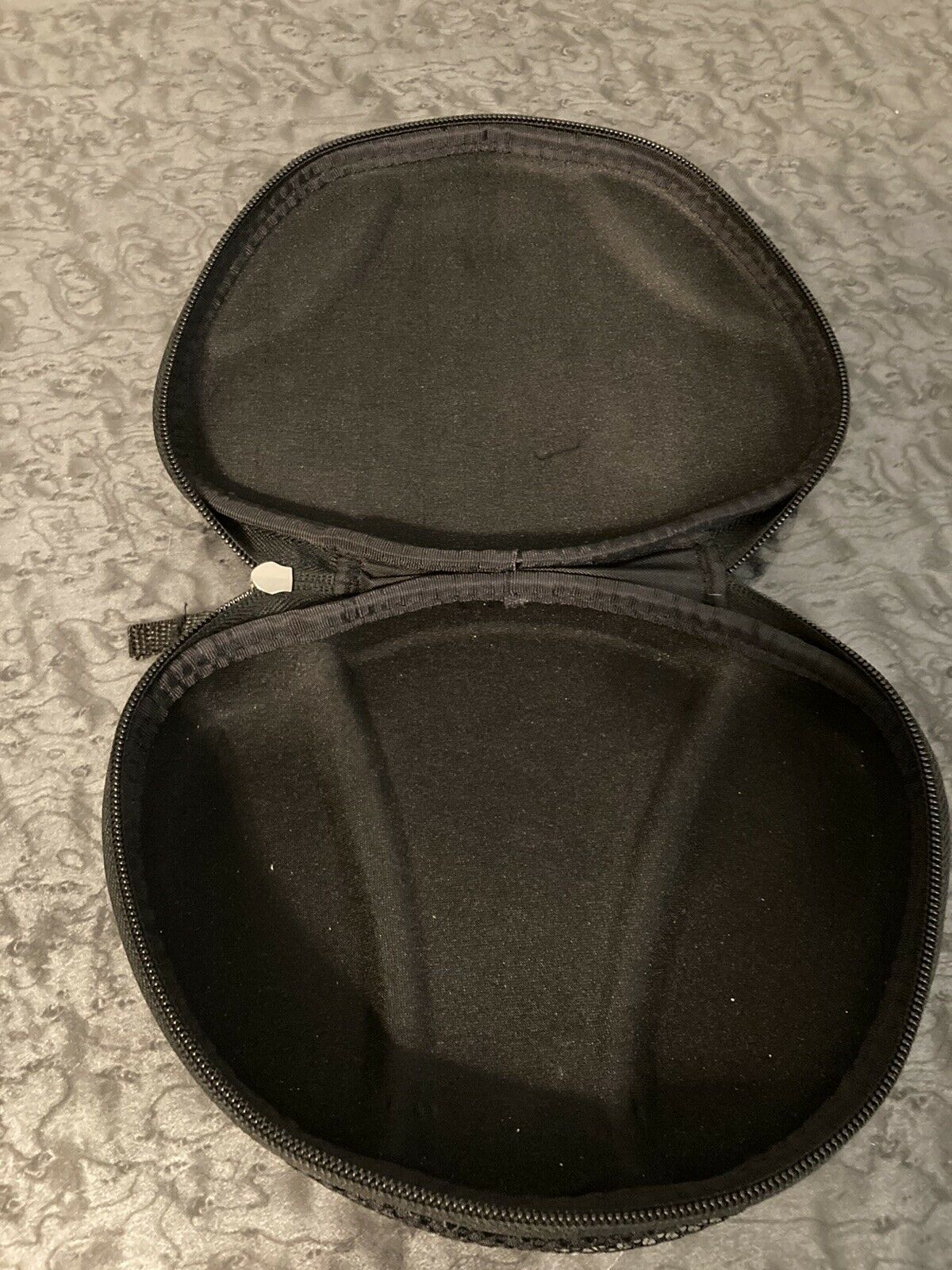 Leap Frog Leapster Blue hard shell carrying case w/ zipper ONLY (No System) D1 - Fresh Stock Dated December 2025