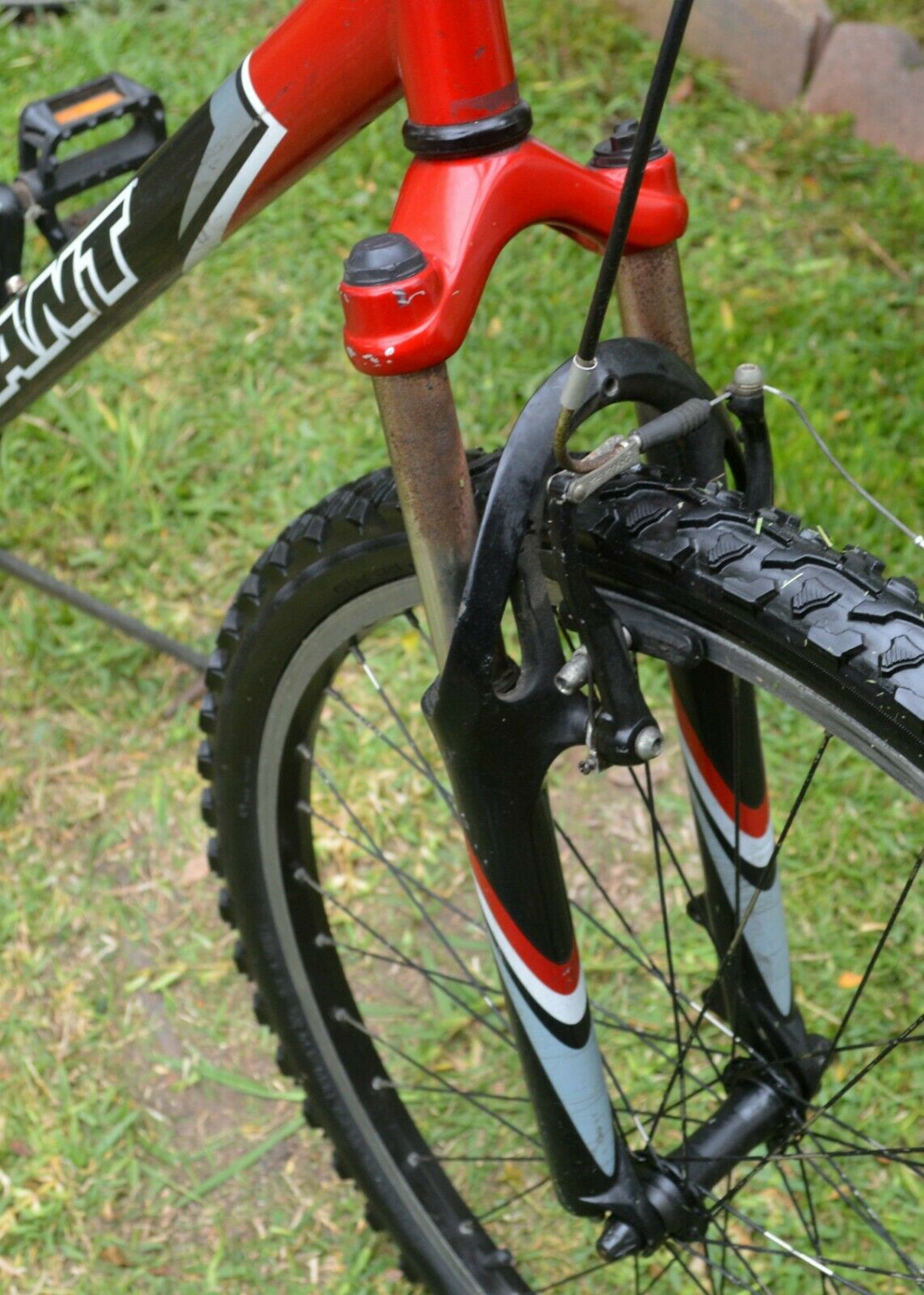 GIANT BOULDER MEN'S MOUNTAIN BIKE 21-SPEED 19