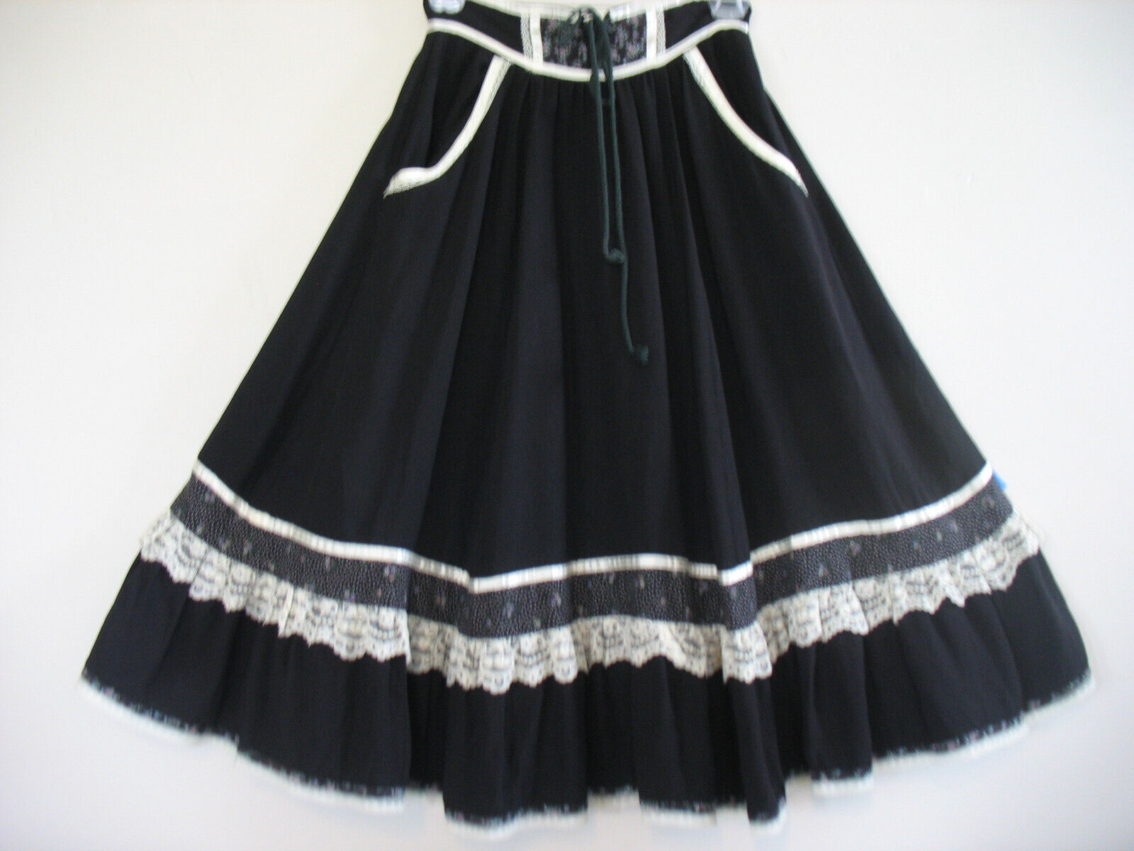 Vintage Jessicas Gunnies Skirt Womens 25 Waist Black Floral Lace Cottage Prairie - Fresh Stock Dated March 2026