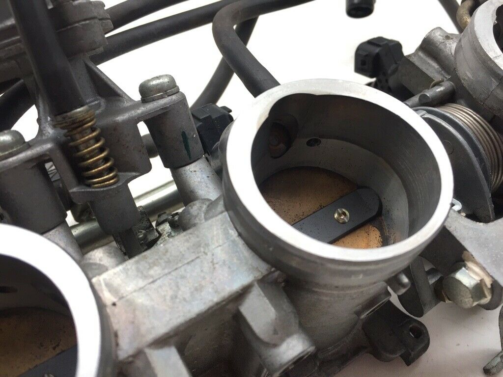 2000 Honda CBR929RR CBR 929RR Throttle Body with Injectors 2636A - Fresh Stock Dated February 2026