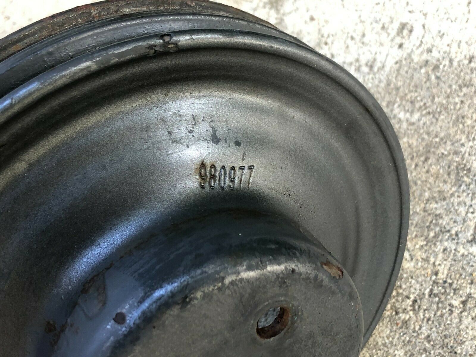 0980977 OMC Cobra SternDrive Ford 5.0 5.8 V8 Water Pump Pulley 980977 1977-1992 - Fresh Stock Dated February 2026
