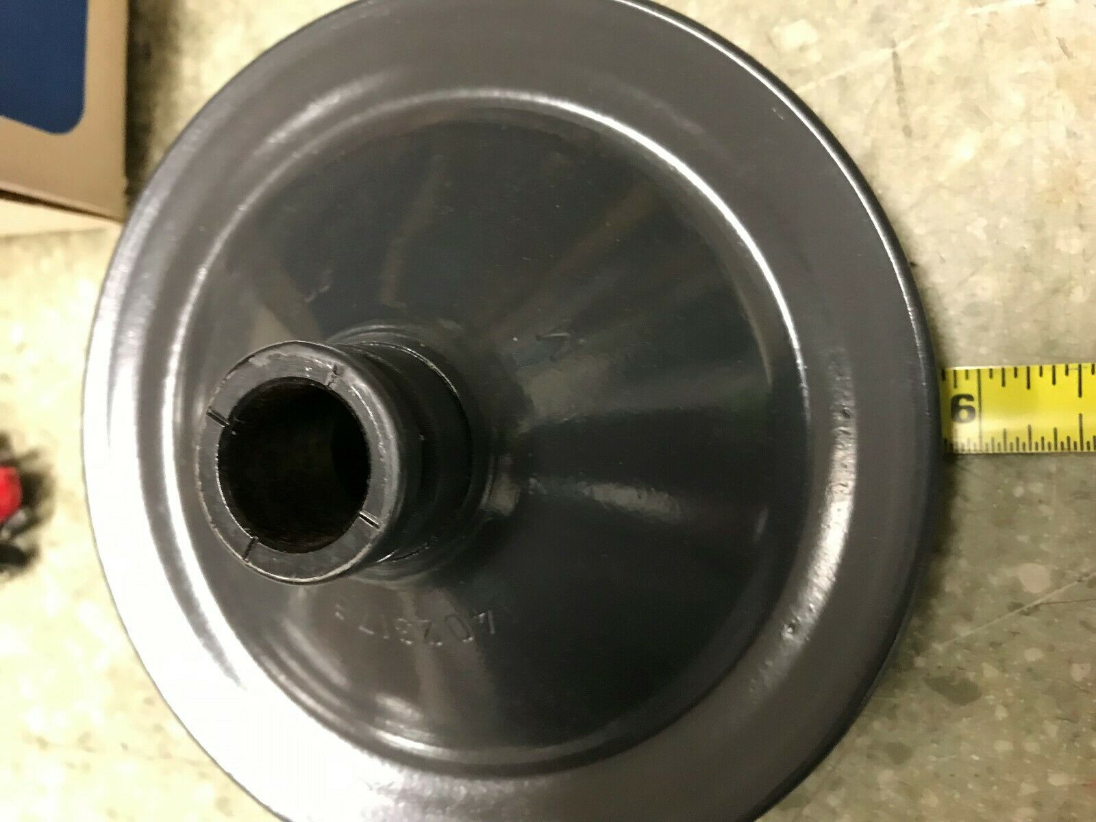 New OMC power steering pulley part # 980977 - Fresh Stock Dated February 2026