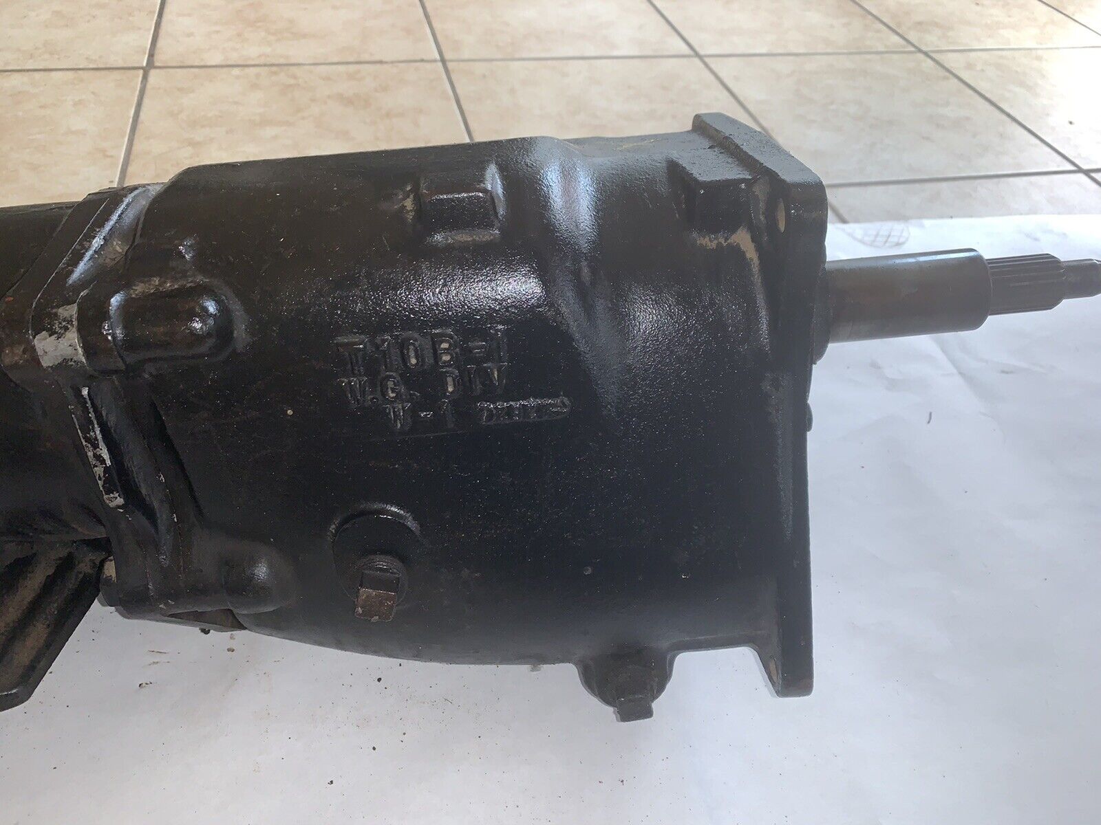 Ford Borg Warner T10 4 Speed Transmission Galaxy XL 1962-Up 23 Spline J17671 - Fresh Stock Dated February 2026