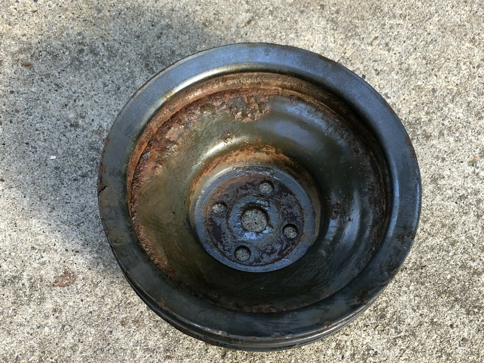 0980977 OMC Cobra SternDrive Ford 5.0 5.8 V8 Water Pump Pulley 980977 1977-1992 - Fresh Stock Dated February 2026