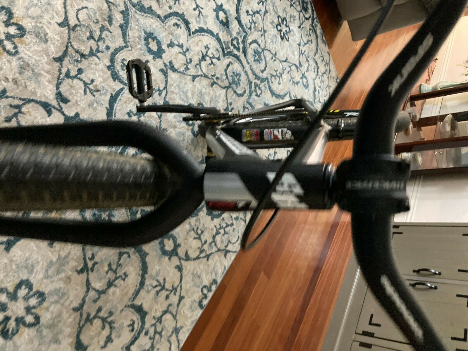 Supercross bmx bike only used once, has hydraulic disk brakes. - Fresh Stock Dated December 2025