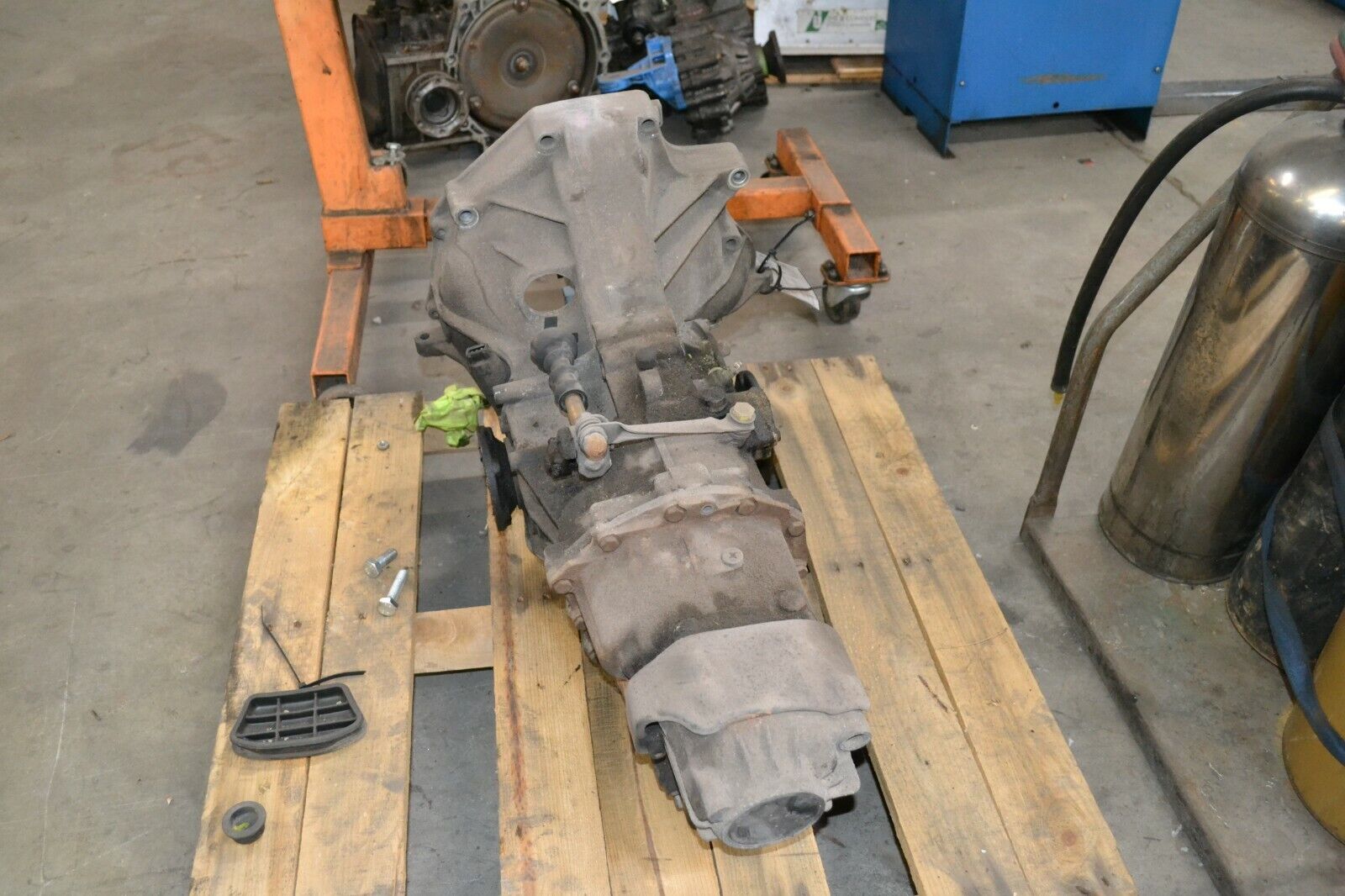 PORSCHE 1987 944 5 Speed Manual Transmission AGP 016 300 048F - Fresh Stock Dated February 2026