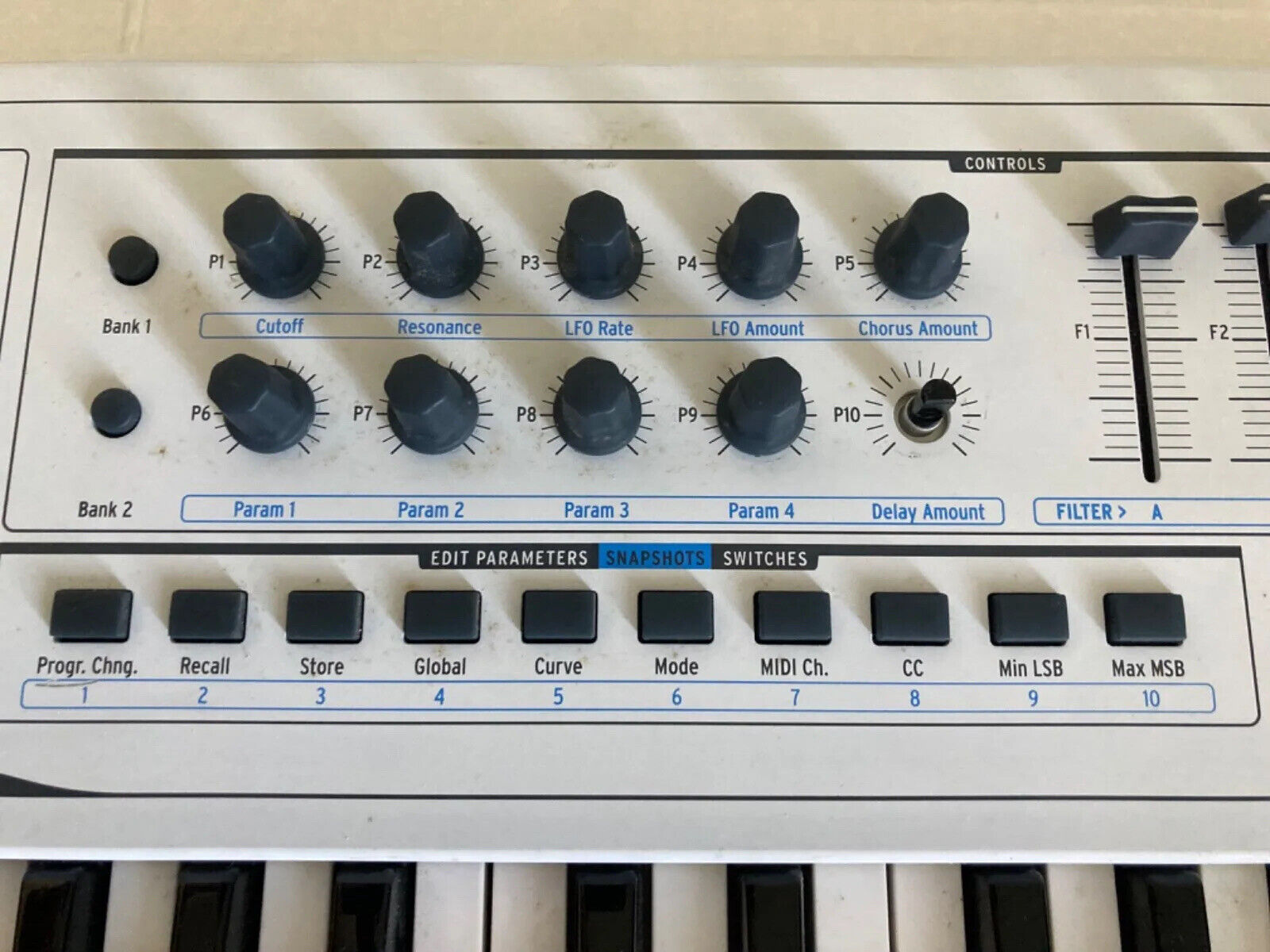 Arturia KeyLab 49 MIDI Controller Keyboard 49 Keys White 31x11x2 Analog - Fresh Stock Dated February 2026