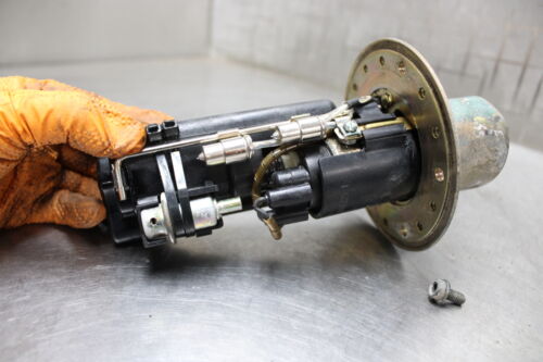 01-02 Suzuki GSXR1000 Fuel Pump  Damaged For Parts NEEDS REBUILD SEIZED PUMP - Fresh Stock Dated February 2026
