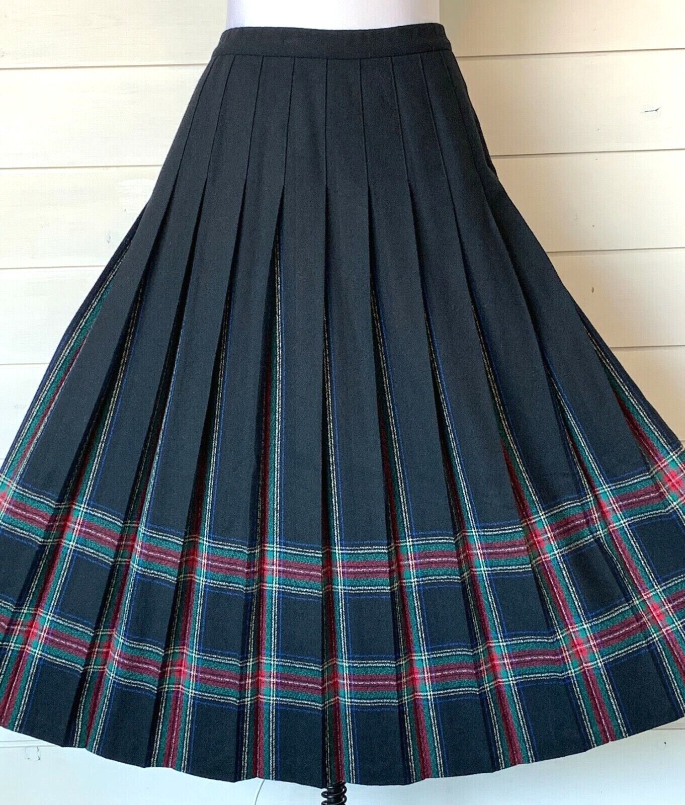 Vtg 70s Pendleton 100% Wool Skirt Sz 14 Plaid Pleated Tartan Midi A-Line Classic - Fresh Stock Dated March 2026