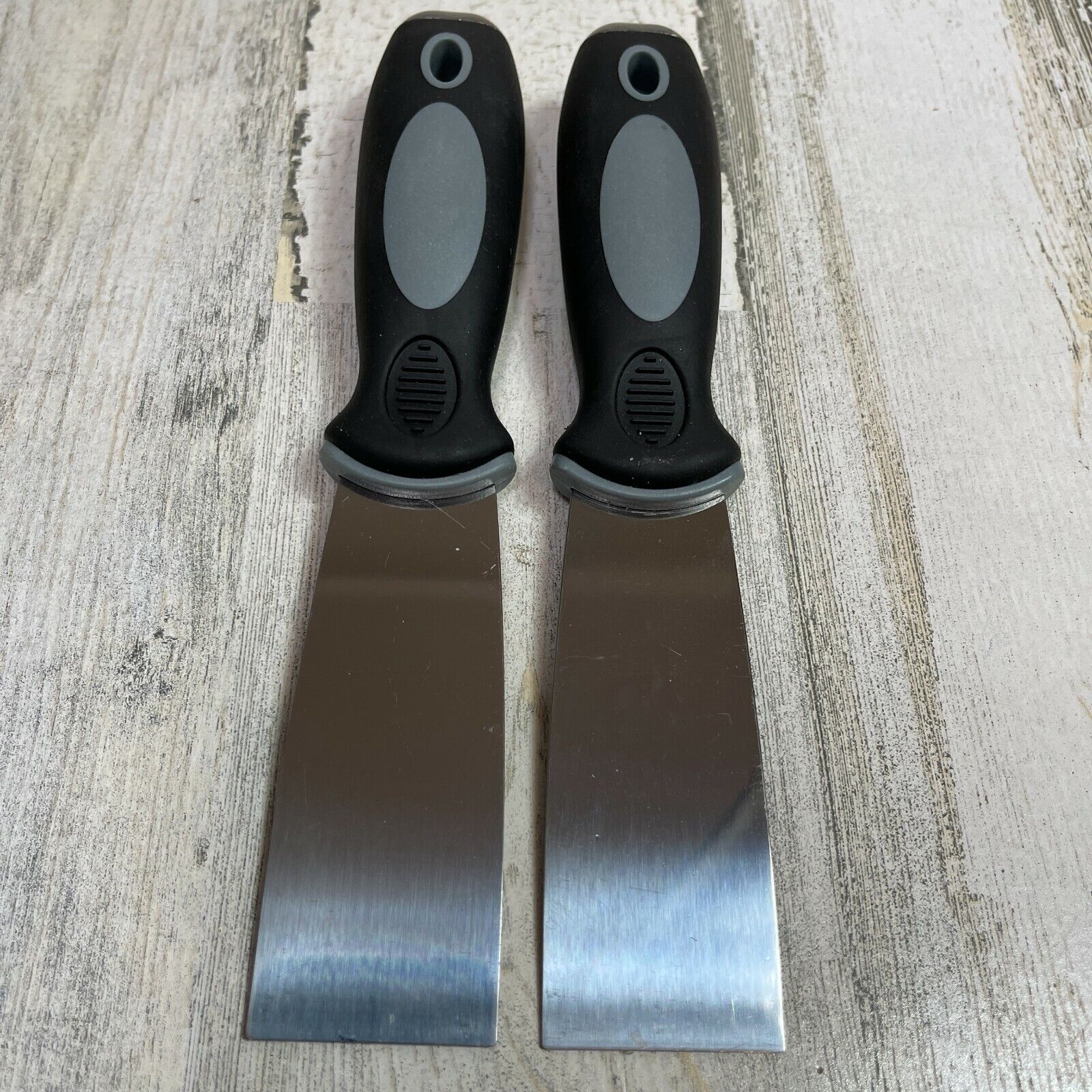 2 Pack - Red Devil 6203 EZ Grip Stiff Putty Knife, 1.5