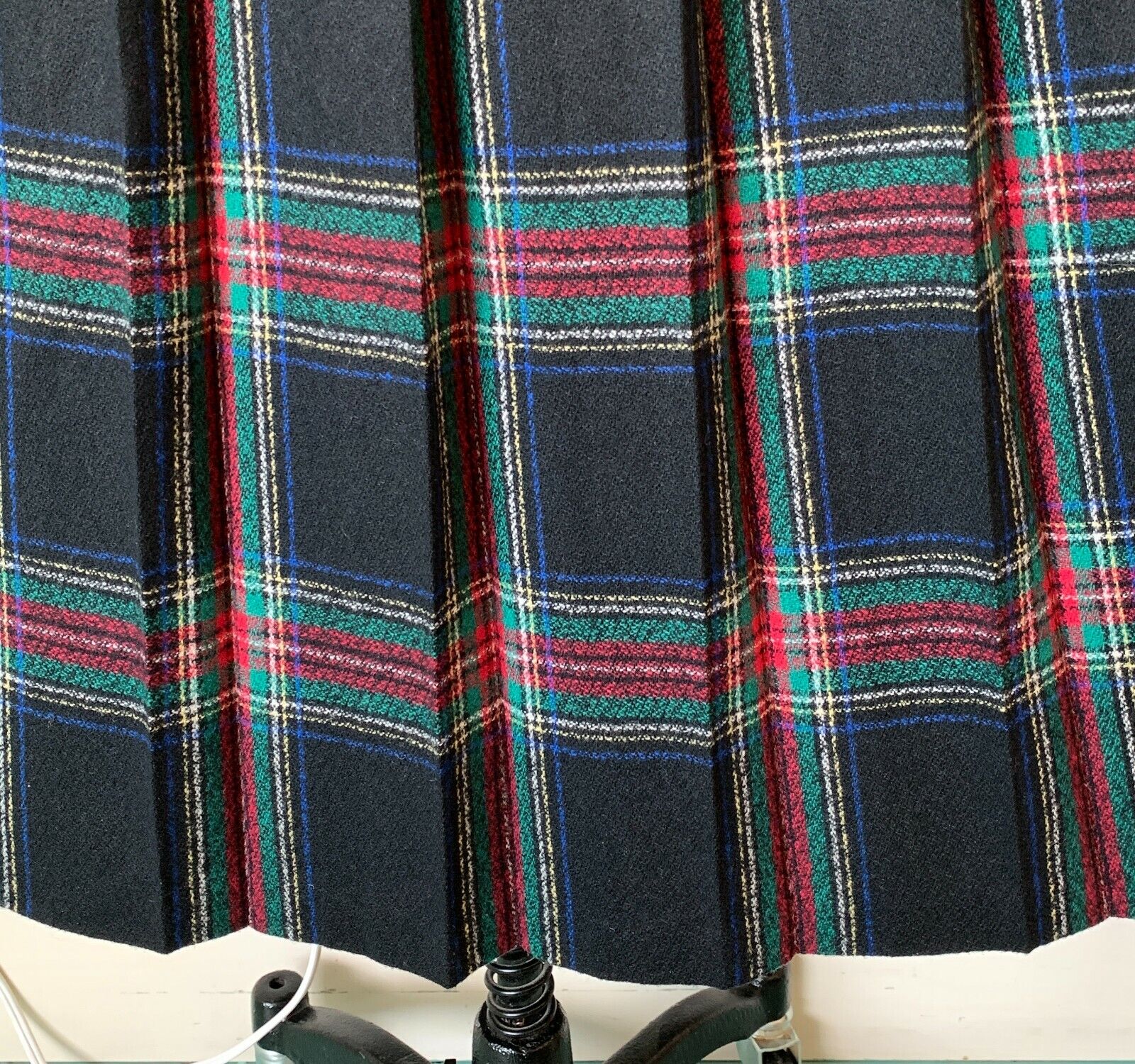 Vtg 70s Pendleton 100% Wool Skirt Sz 14 Plaid Pleated Tartan Midi A-Line Classic - Fresh Stock Dated March 2026