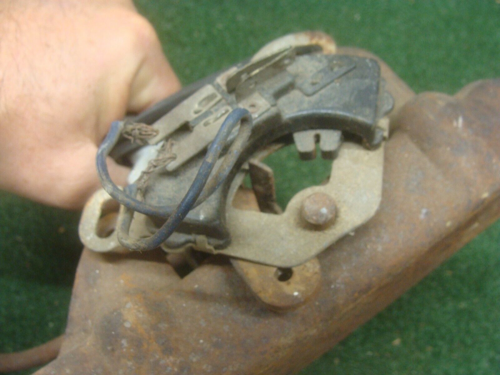 VINTAGE CHEVY ?chevelle? MYSTERY SHIFTER  - AS IS - see all pics - Fresh Stock Dated February 2026