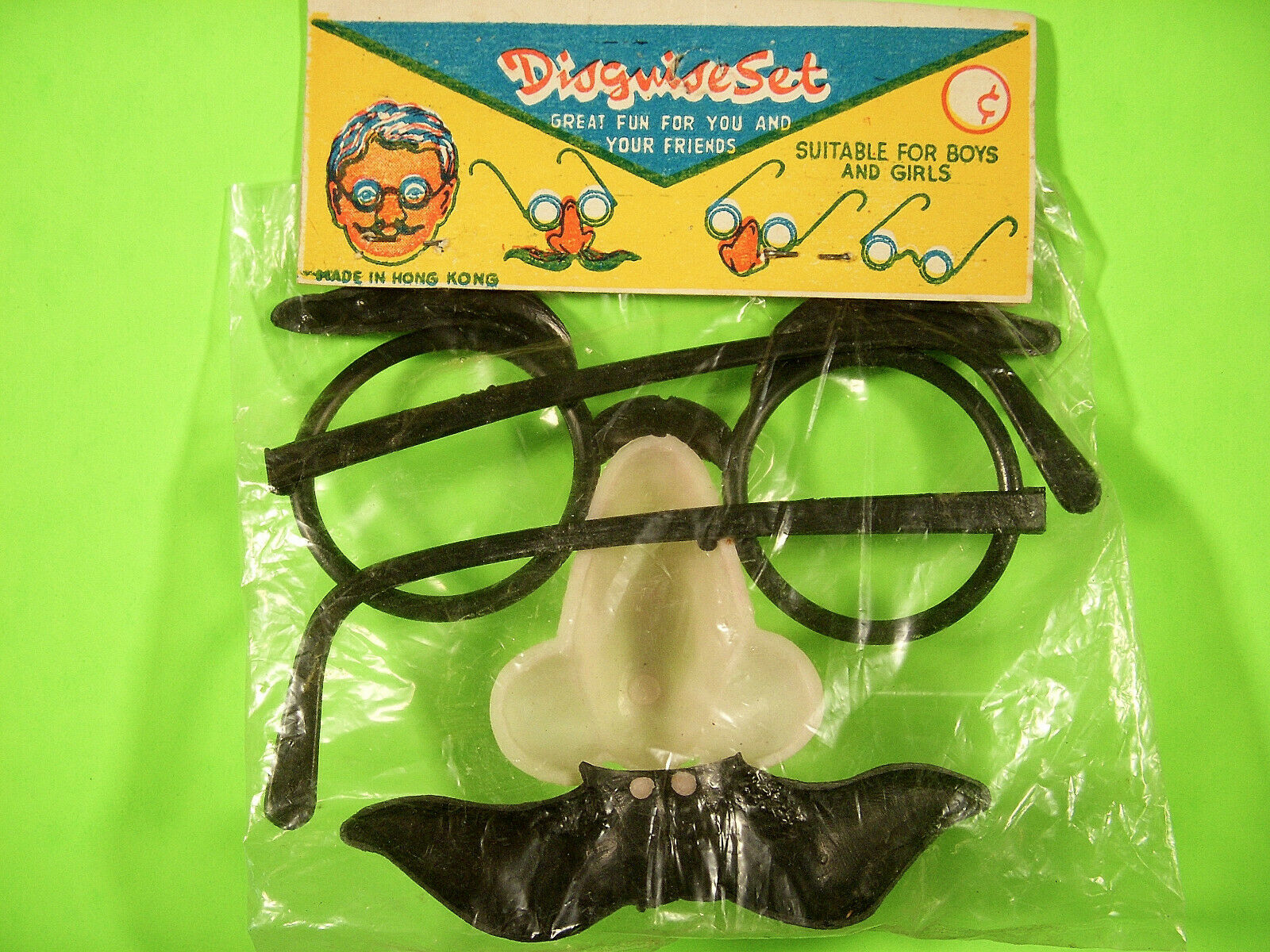 ⭐️ Vintage DISGUISE SET Hong Kong GROUCHO MARX Glasses Face Nose NOVELTY Gag ⭐️ - Fresh Stock Dated February 2026