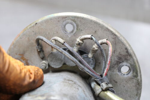 01-02 Suzuki GSXR1000 Fuel Pump  Damaged For Parts NEEDS REBUILD SEIZED PUMP - Fresh Stock Dated February 2026