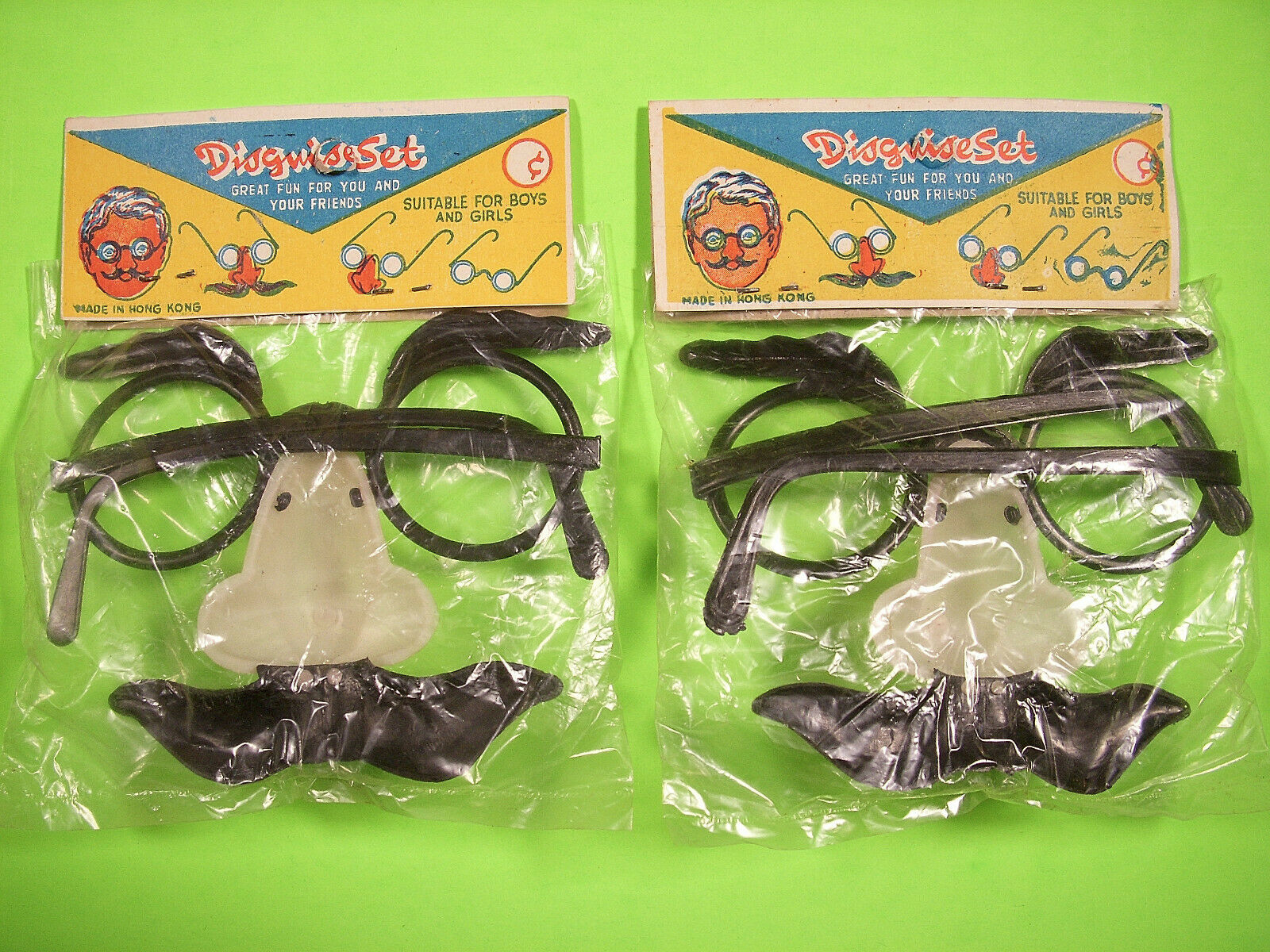 ⭐️ 2 Vintage DISGUISE SET Hong Kong GROUCHO MARX Glasses Face Nose NOVELTY Gag⭐️ - Fresh Stock Dated February 2026
