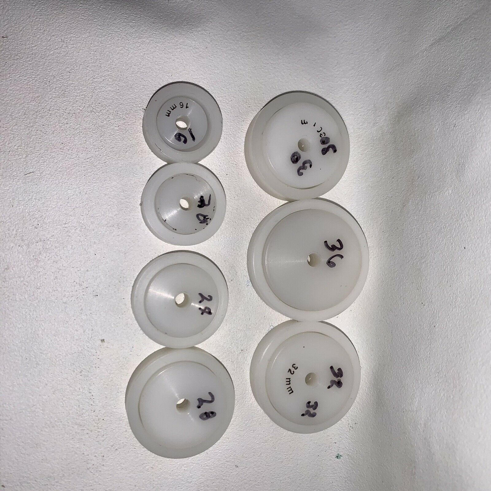 Watch Case Press With 7 Hollow & 7 Flat Nylon Dies Repair Battery Replacement - Fresh Stock Dated February 2026