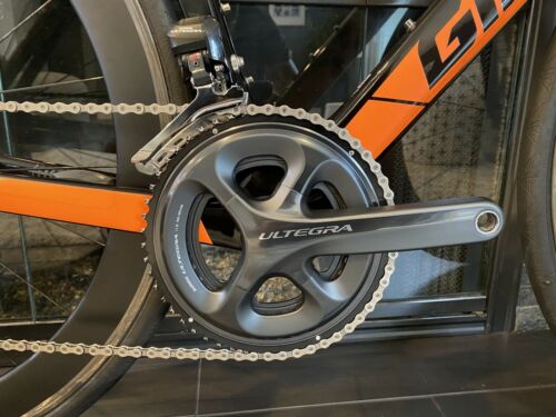 SUPER CLEAN Giant Propel Advanced PRO 0 Shimano Ultegra Di2 W/ Carbon SLR Wheels - Fresh Stock Dated February 2026