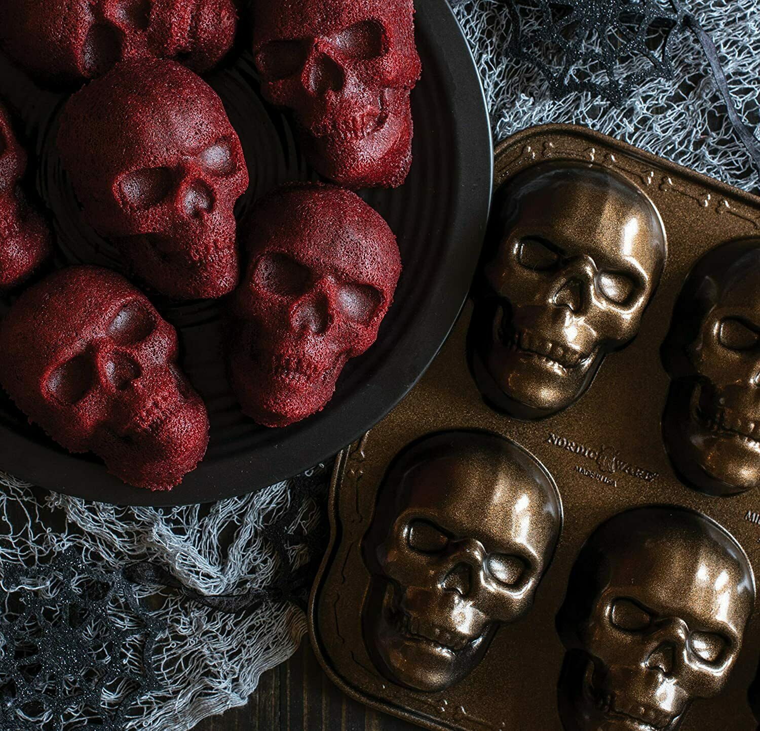 Haunted Skull Cakelet Pan, Cast Aluminum, 5 Cup Capacity - Fresh Stock Dated February 2026