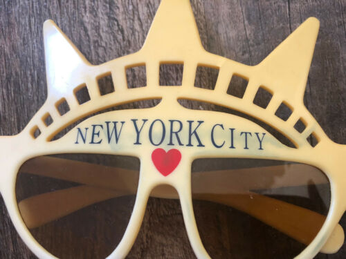 Statue Of Liberty USA SUNGLASSES. Vintage Originals. Early 1990s. Tourist. - Fresh Stock Dated February 2026
