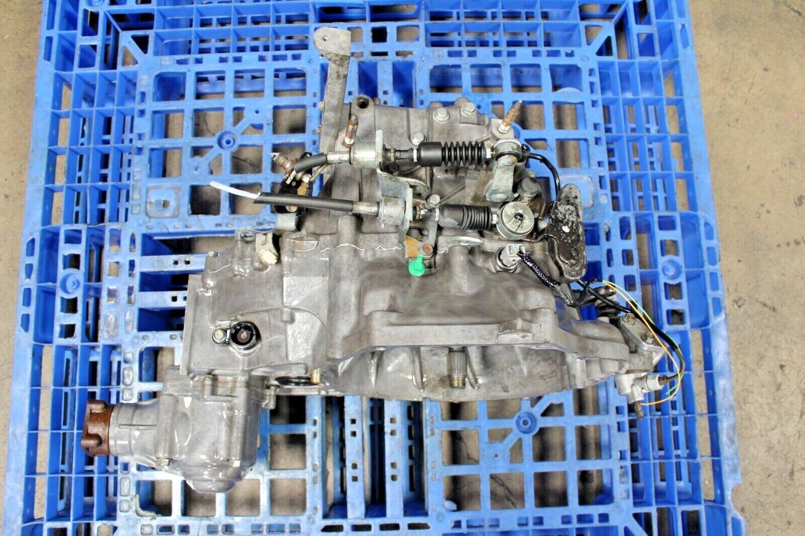 JDM K24A HONDA CRV 2002-2006 AWD 5SPEED 2.4L MANUAL TRANSMISSION #6 - Fresh Stock Dated February 2026
