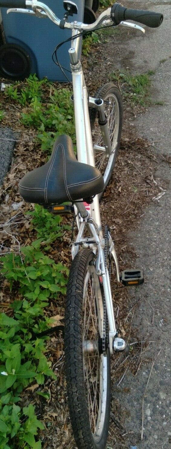 Specialized Globe Bike / Bicycle - - Hybrid - Fresh Stock Dated February 2026