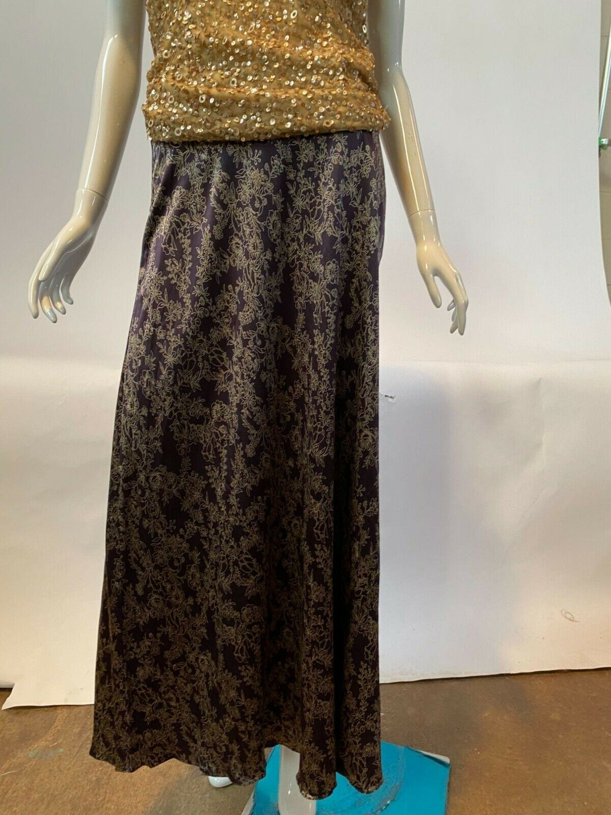 Oscar de la Renta Vintage Silk Skirt - Fresh Stock Dated February 2026