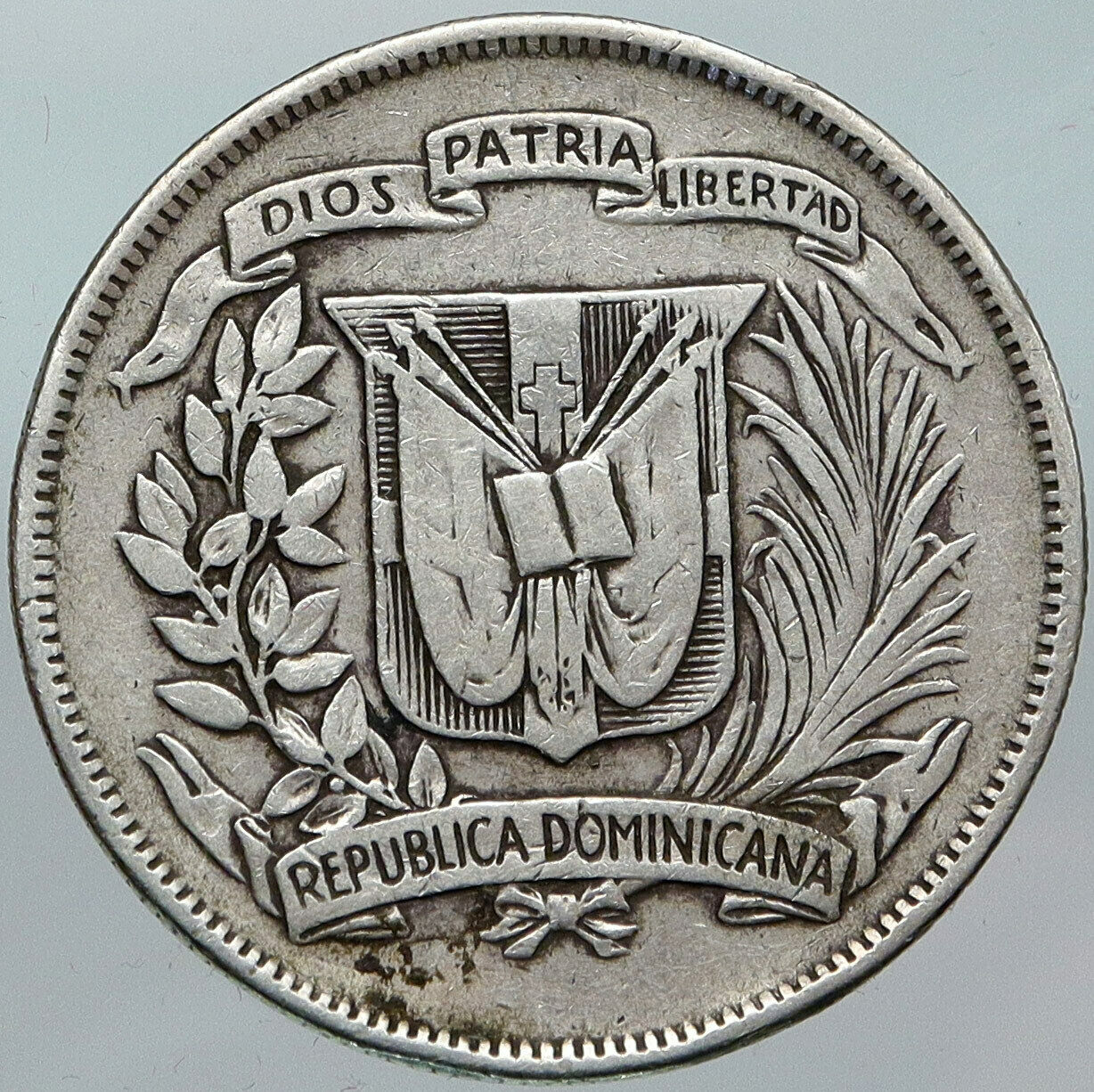 1961 DOMINICAN REPUBLIC Silver Liberty LIBERTO OLD Silver MEDIO PESO Coin i88409 - Fresh Stock Dated December 2025