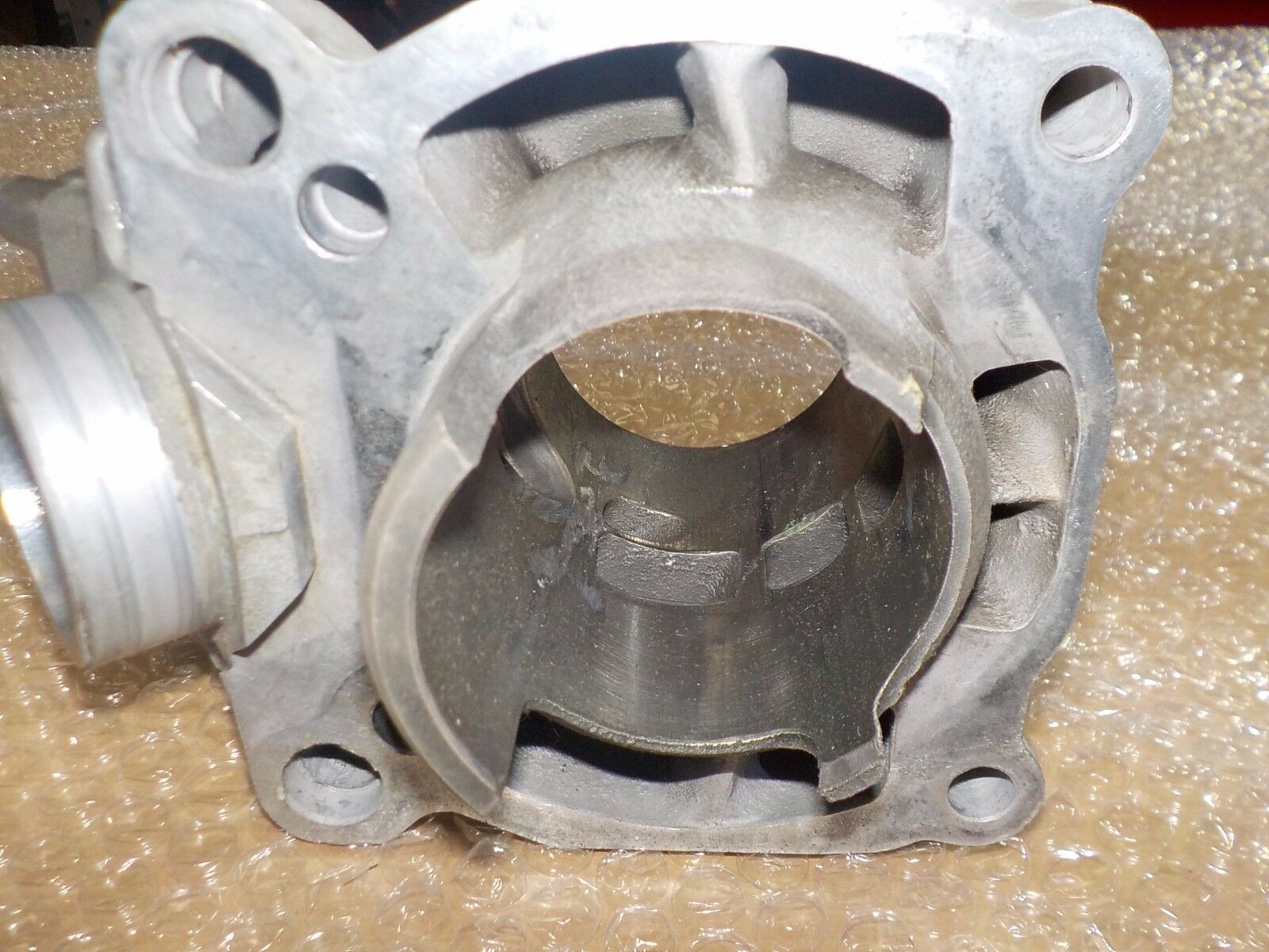 Yamaha genuine TZ250W 3LC 89 cylinder Used  3LC-11310-00 - Fresh Stock Dated February 2026