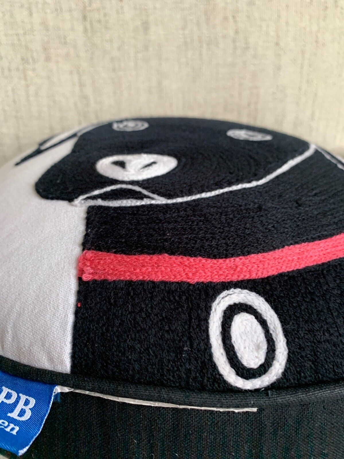 Pottery Barn Teen Throw Pillow Dog Black Lab Round Embroidered Decorative 14