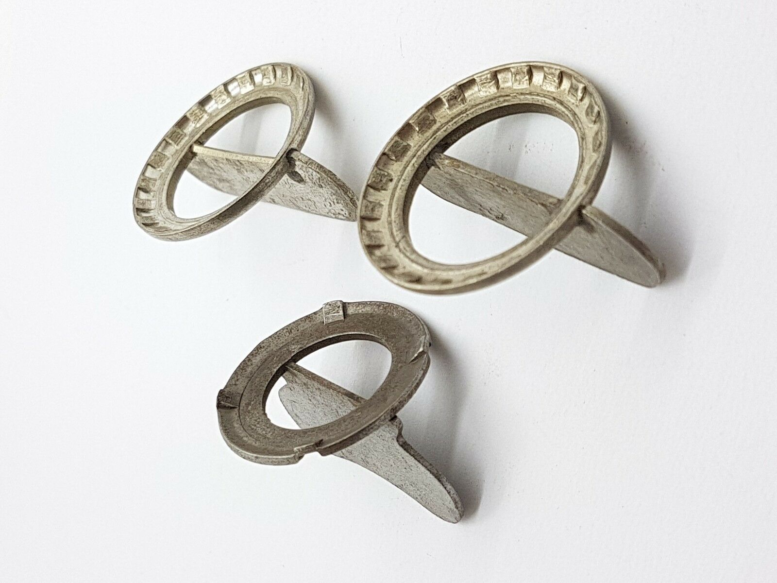 Three small watch case openers w/ top handles (2x26.50mm & 1x21.3mm width) - 7P - Fresh Stock Dated February 2026