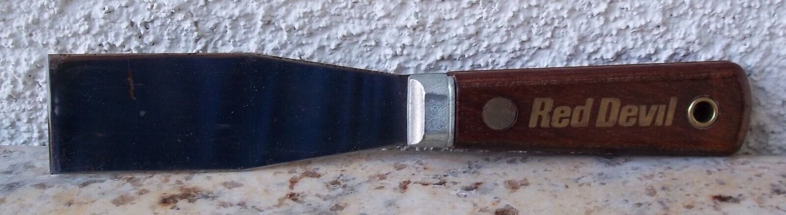 Vintage Red Devil Wood Stiff Blade Scraper Putty Knife Professional #4101 NOS - Fresh Stock Dated February 2026