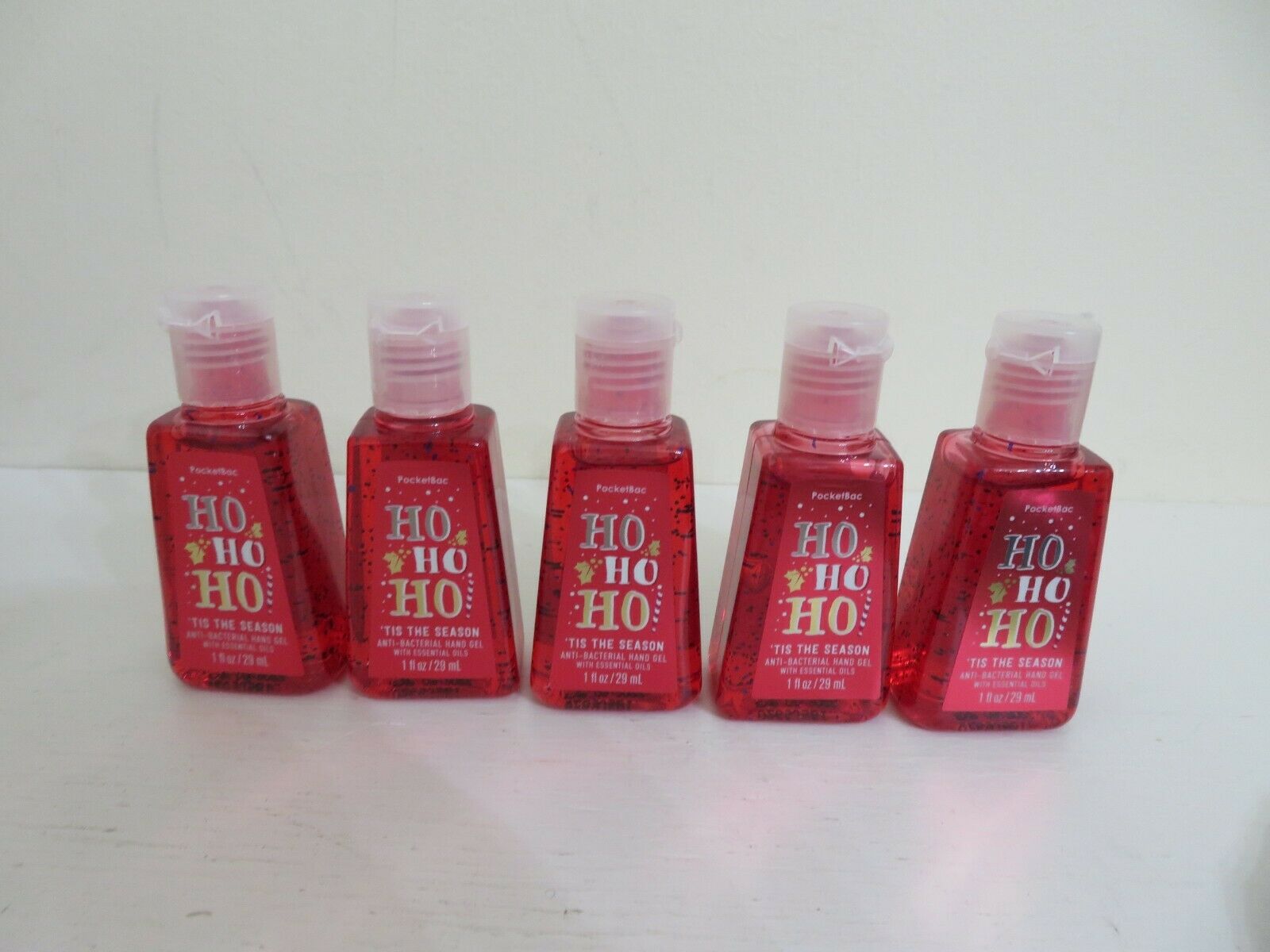BATH & BODY WORKS HO HO HO TIS THE SEASON POCKETBAC HAND SANITIZER  X 5 NEW - Fresh Stock Dated December 2025