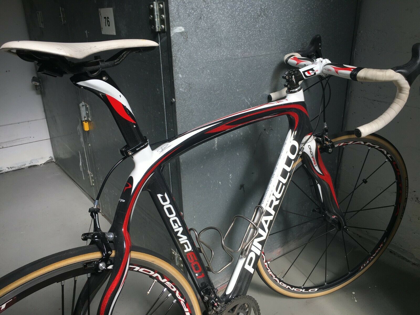 Dogma Pinarello, 60.1, Italian, 58cm, 00, Red, White Color!  FIzik Saddle - Fresh Stock Dated December 2025