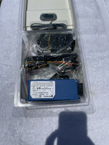 Motorola Voice Operated Bluetooth Car Kit IHF1000 NEW Open Box 89078J Non Smoker - Fresh Stock Dated February 2026