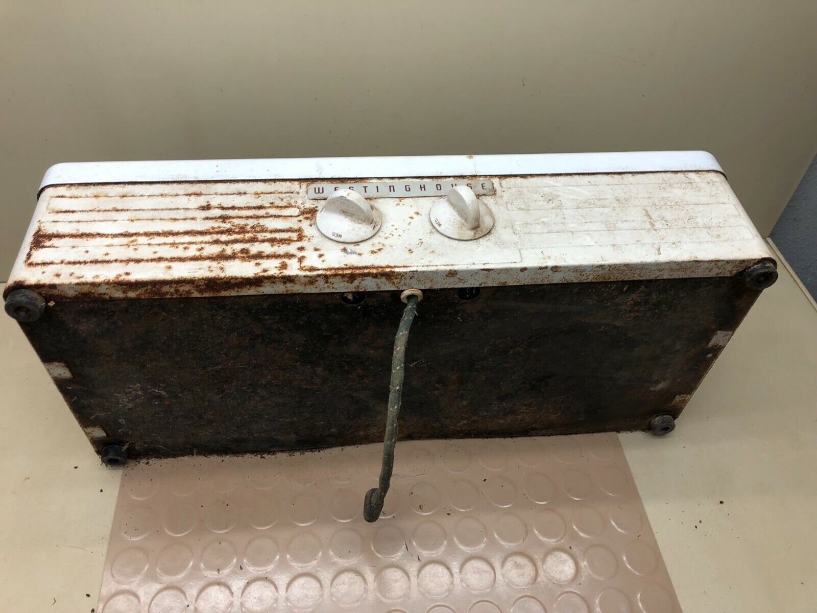 VINTAGE WESTINGHOUSE 2 BURNER ELECTRIC  WHITE PORCELAIN - Fresh Stock Dated February 2026