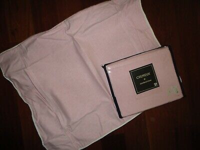 DANIEL CREMIEUX CLASSIC OXFORD PINK CHAMBRAY (2) STANDARD PILLOW SHAMS 20 X 26 - Fresh Stock Dated December 2025