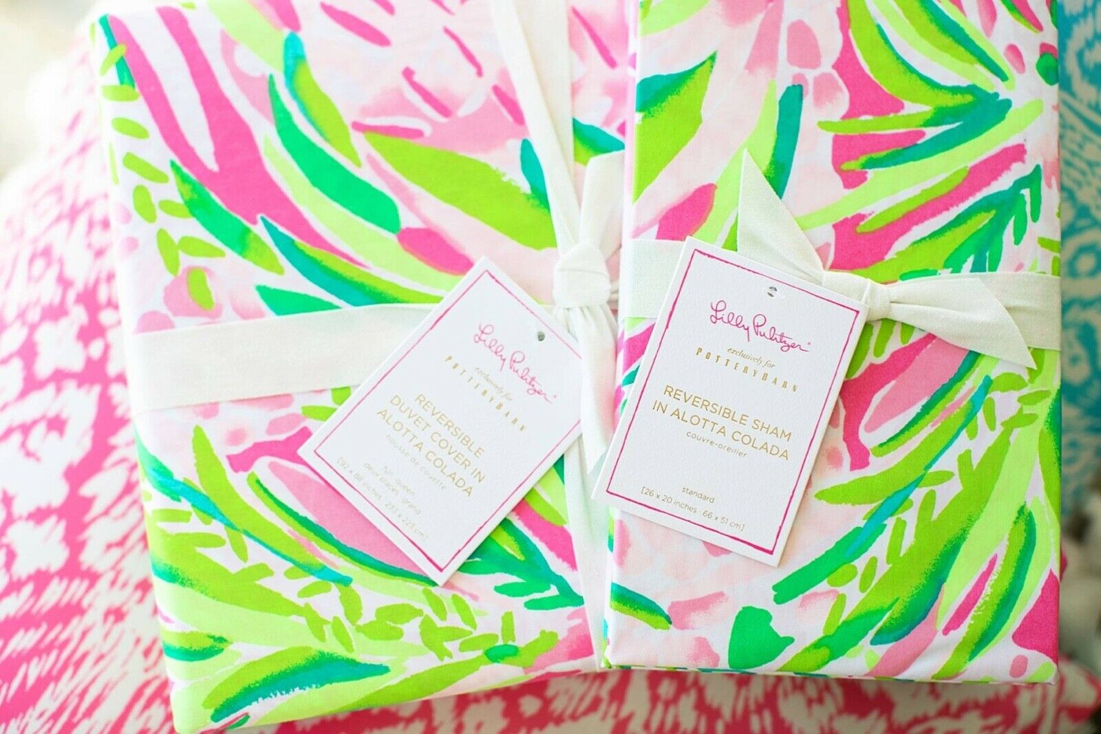 Lilly Pulitzer x Pottery Barn Queen Duvet and Four Shams 'Alotta Colada’ - Fresh Stock Dated December 2025