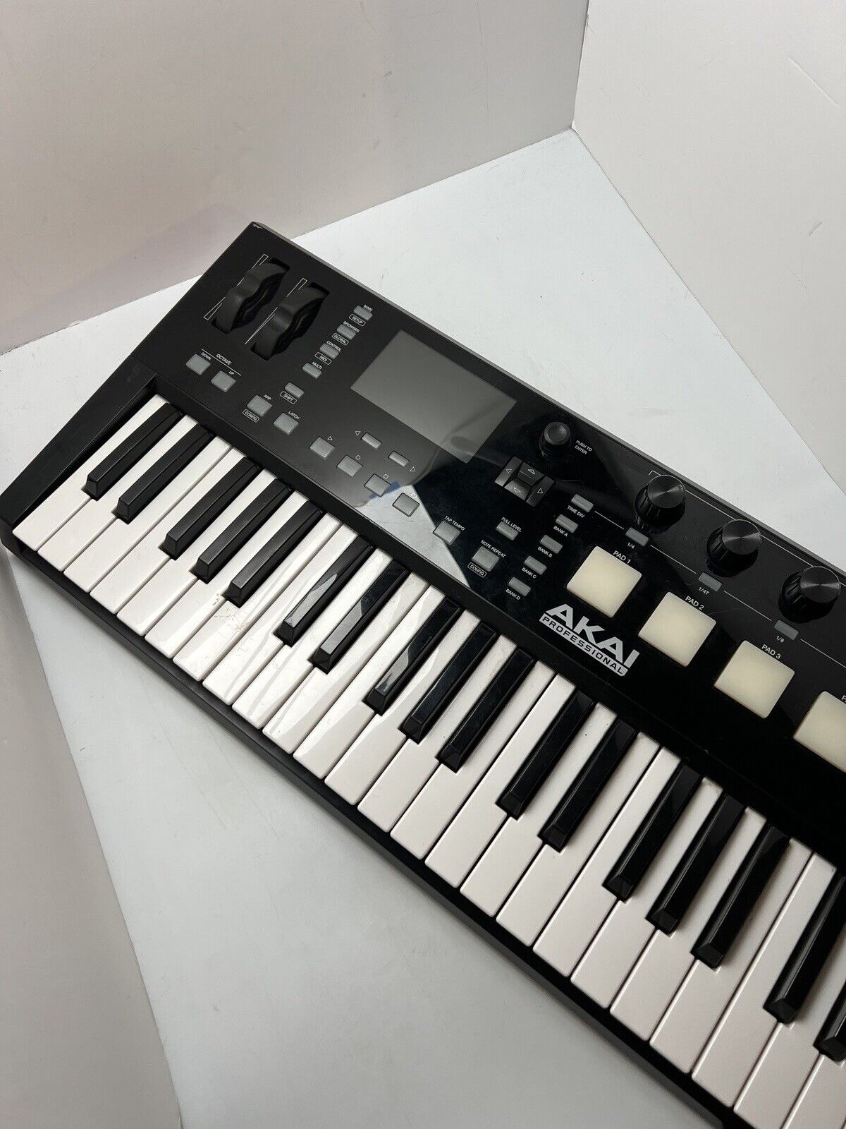 Akai Professional Advance 49 Virtual Instrument Studio Live Keyboard Controller - Fresh Stock Dated February 2026