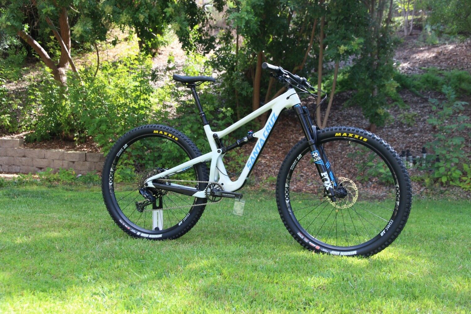 2019 Santa Cruz Hightower CC - Carbon Mountain Bike 29