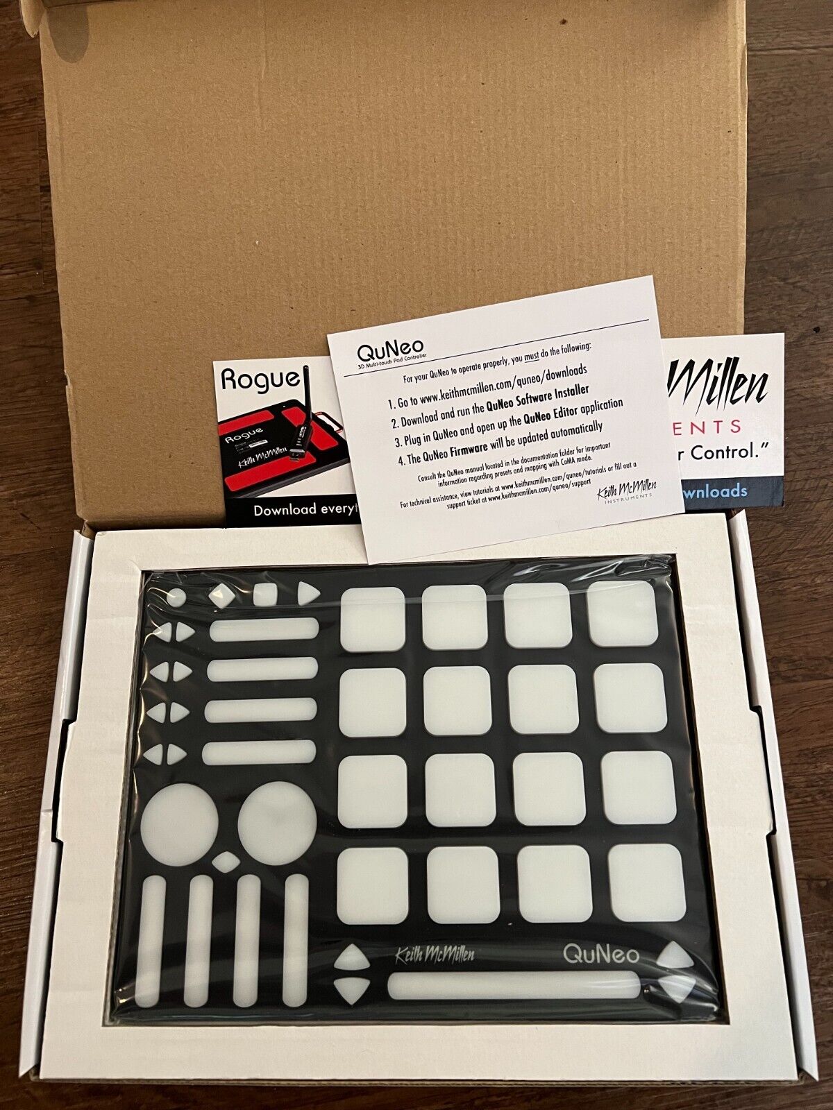Keith McMillen QuNeo midi controller, with all parts and original packaging - Fresh Stock Dated February 2026