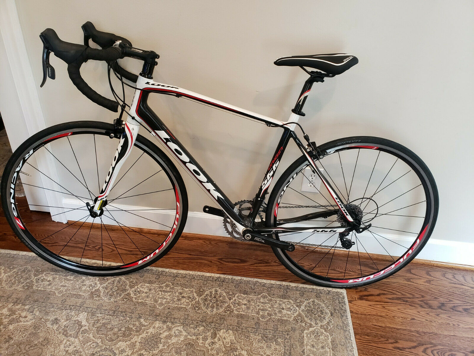 Look 566 Full Carbon Road Bike Medium M 55cm Sram Rival Fulcrum Wheelset White - Fresh Stock Dated February 2026