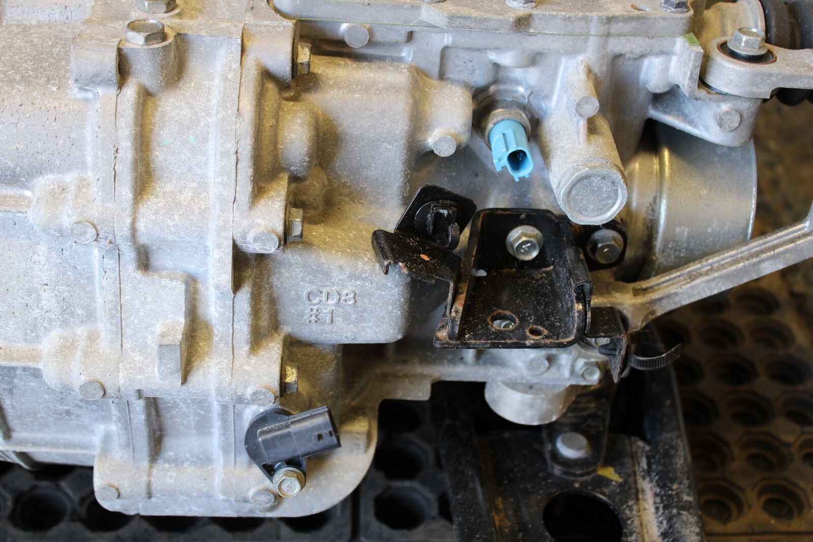 2009-2020 NISSAN 370Z 3.7L M/T MANUAL TRANSMISSION REV MATCH GEAR BOX OEM - Fresh Stock Dated February 2026