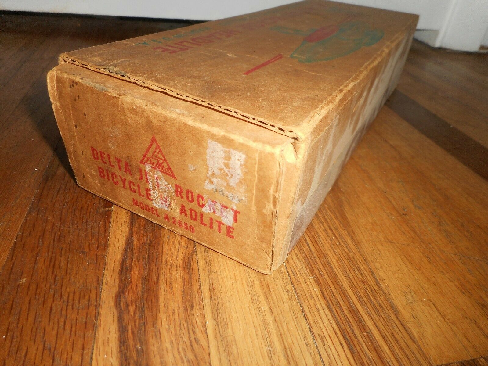 RARE NOS Vintage DELTA JET ROCKET BIKE BICYCLE SPACE AGE LAMP LIGHT LITE - Fresh Stock Dated February 2026