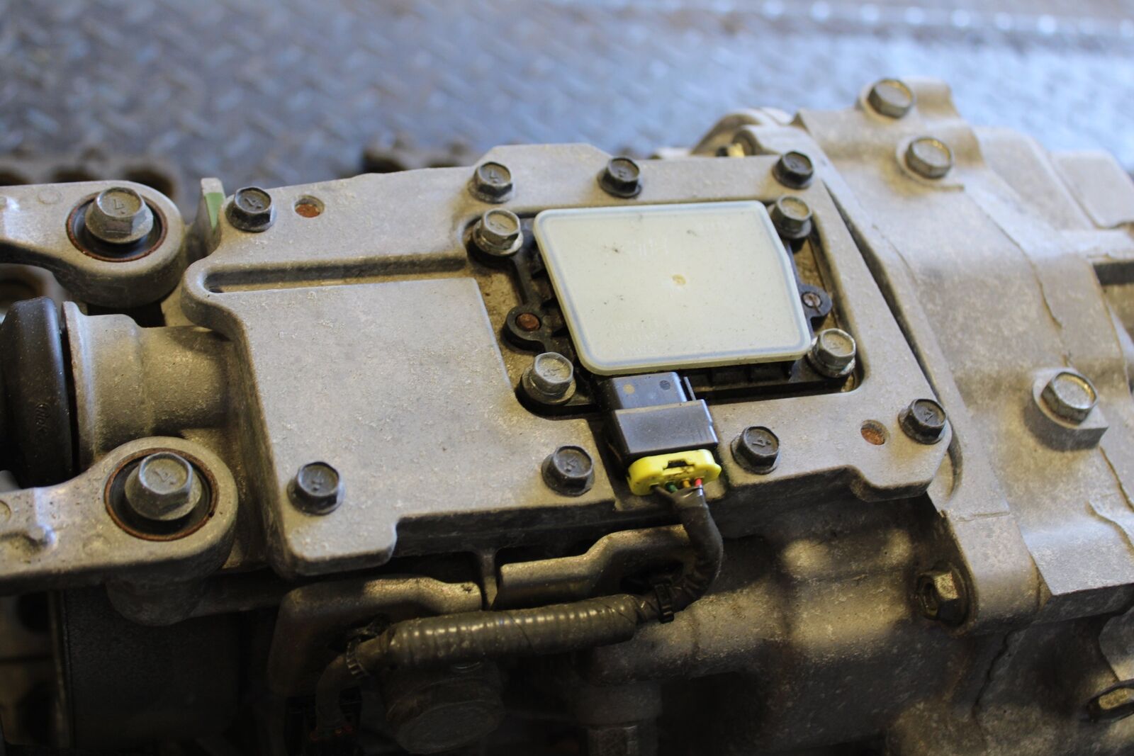 2009-2020 NISSAN 370Z 3.7L M/T MANUAL TRANSMISSION REV MATCH GEAR BOX OEM - Fresh Stock Dated February 2026