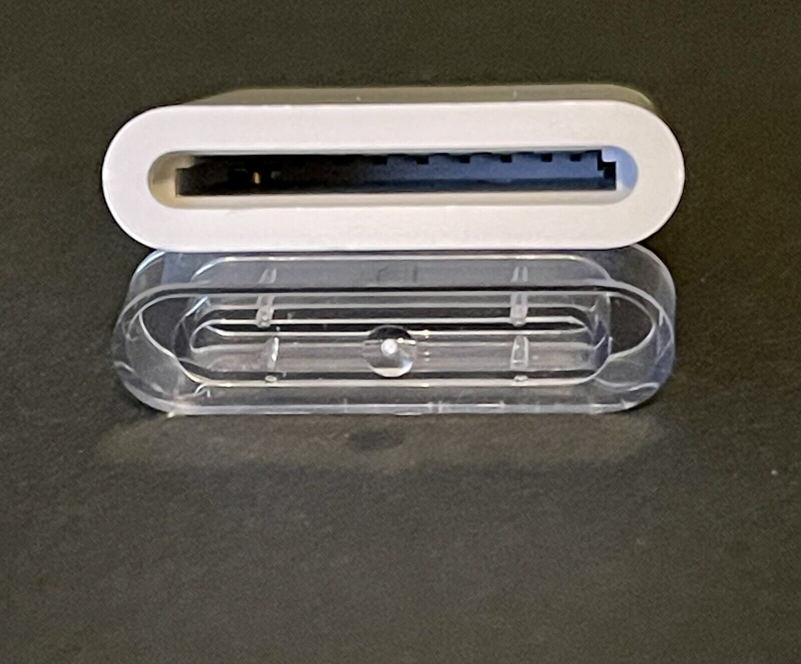 Genuine Apple A1362 iPad Camera Adapter - SD Card Reader - Fresh Stock Dated February 2026