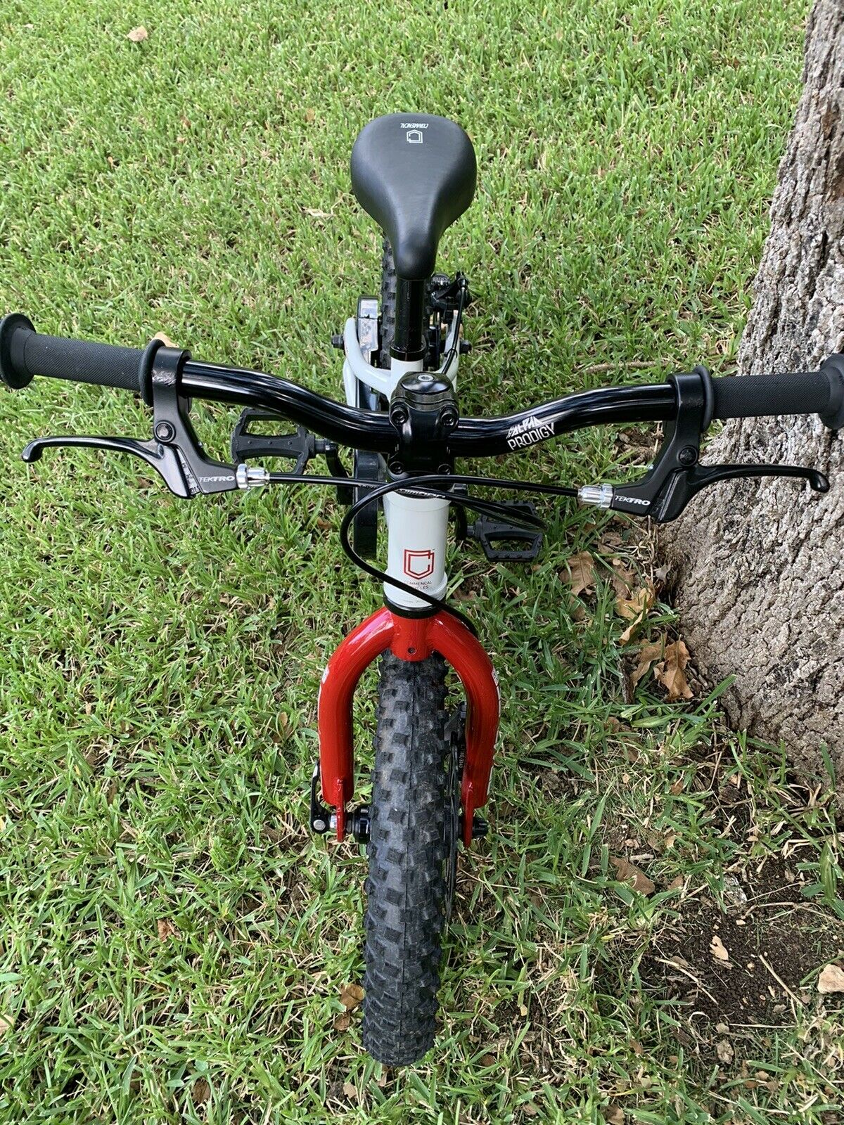 Preowned Kids 14” bike.   Commencal Ramones With Dual Mechanical Disc Brakes! - Fresh Stock Dated February 2026