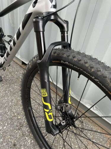 2020 Scott Spark RC Pro XTR /Industry Nine Ultralite 250/ Syncros Bars MTB Large - Fresh Stock Dated February 2026