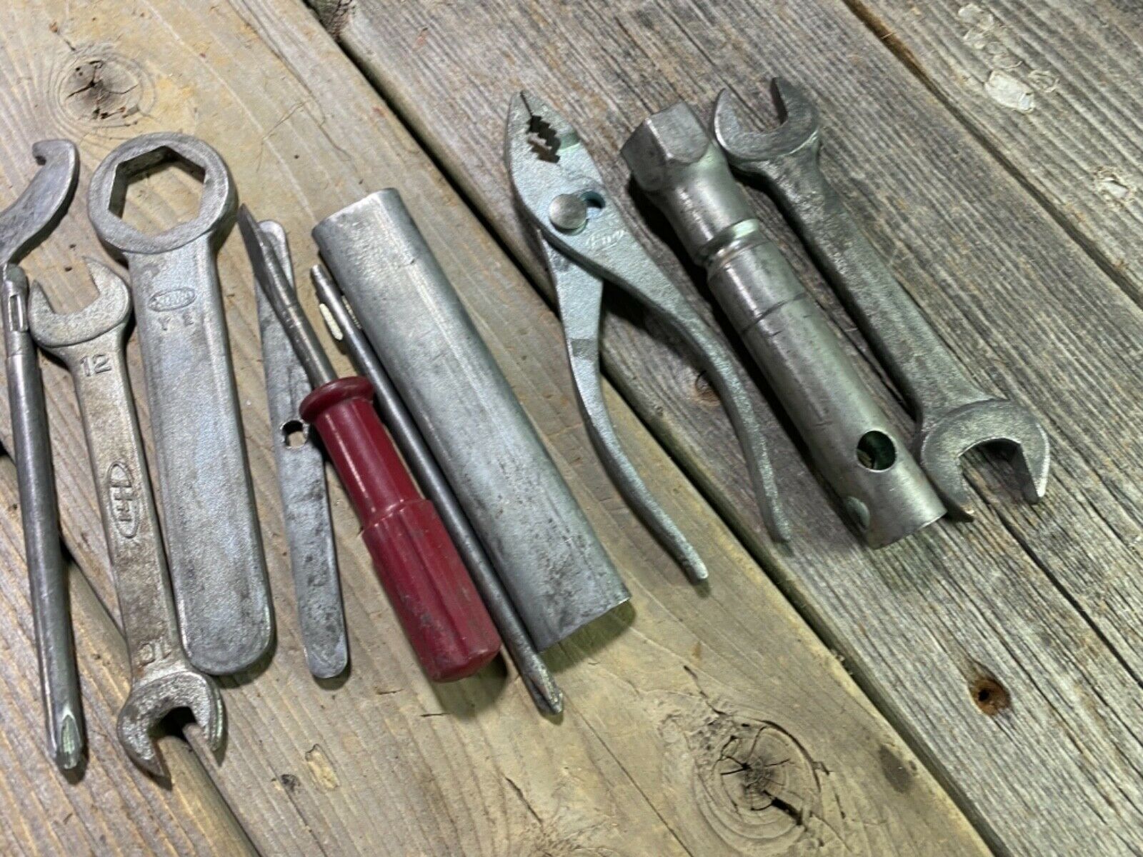 VINTAGE ANTIQUE BIKE BICYCLE SADDLE BAG TOOL BAG TOOL POUCH MOPED MOTORCYCLE - Fresh Stock Dated December 2025