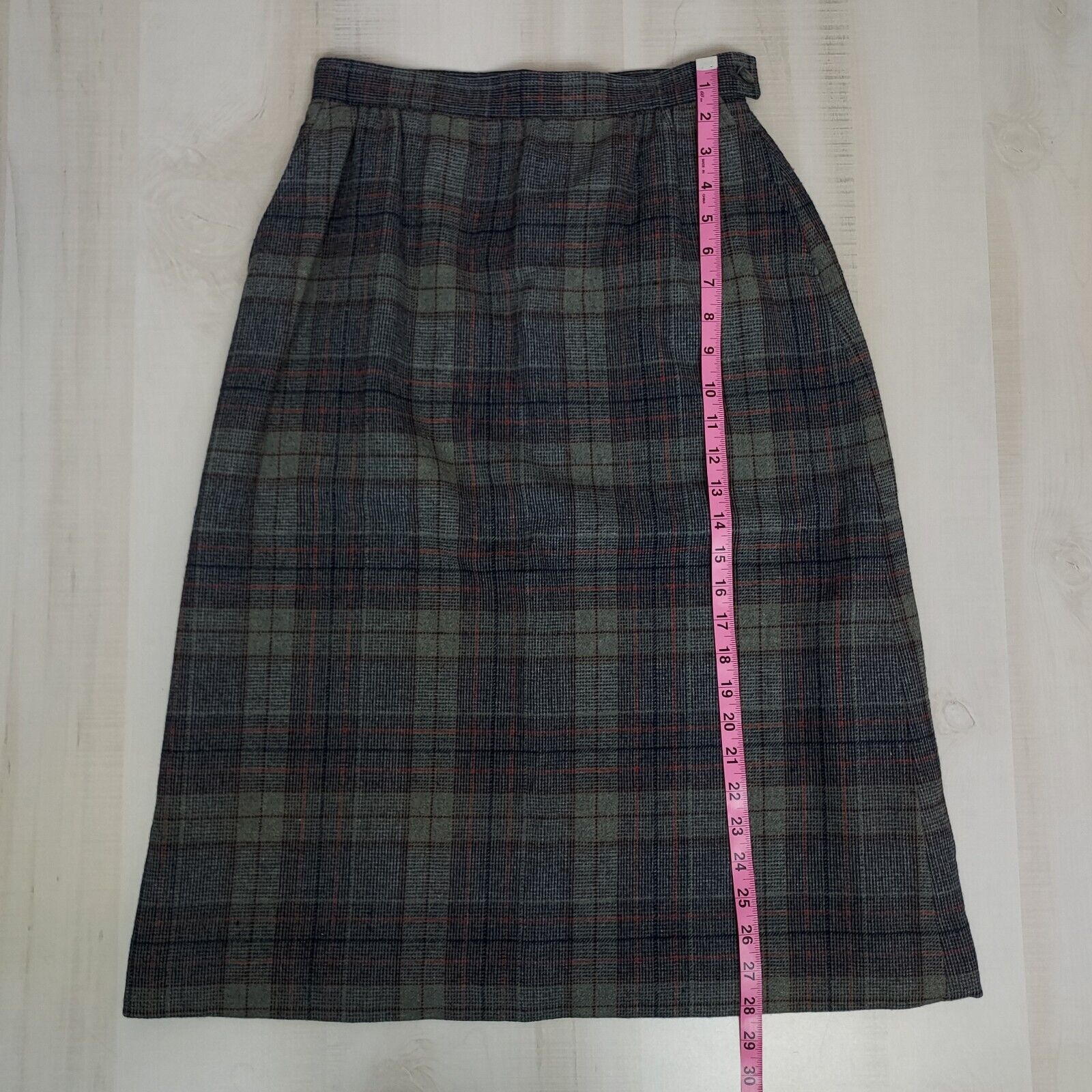 1970's Vintage Pendleton Women's 10 Gray Blue Plaid Wool Pockets Skirt - Fresh Stock Dated March 2026